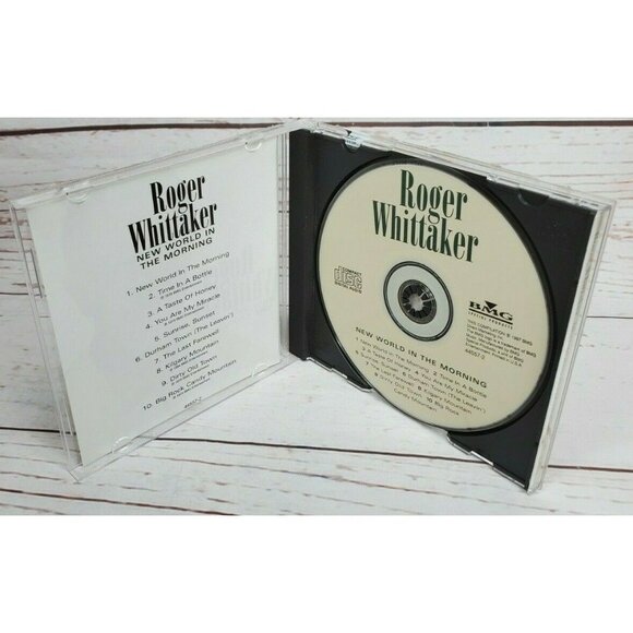 Vintage Roger Whittaker New World in the Morning Vocal 1 Disc CD - Picture 7 of 9